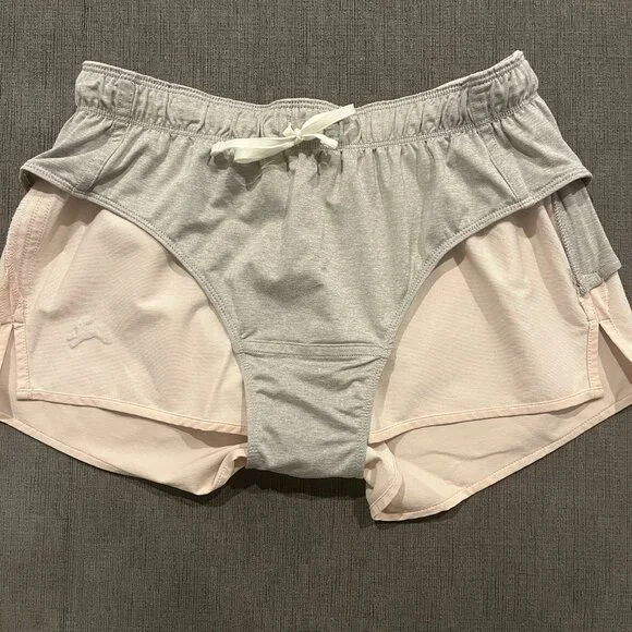 EUC Tracksmith Camp Shorts - Size Small - Picture 4 of 4